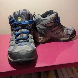 Merrell Hilltop Ventilator Mid Hiking Boots 12k